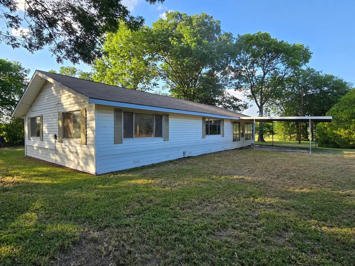 906 W Main Street, Richland, TX 76681 - #1