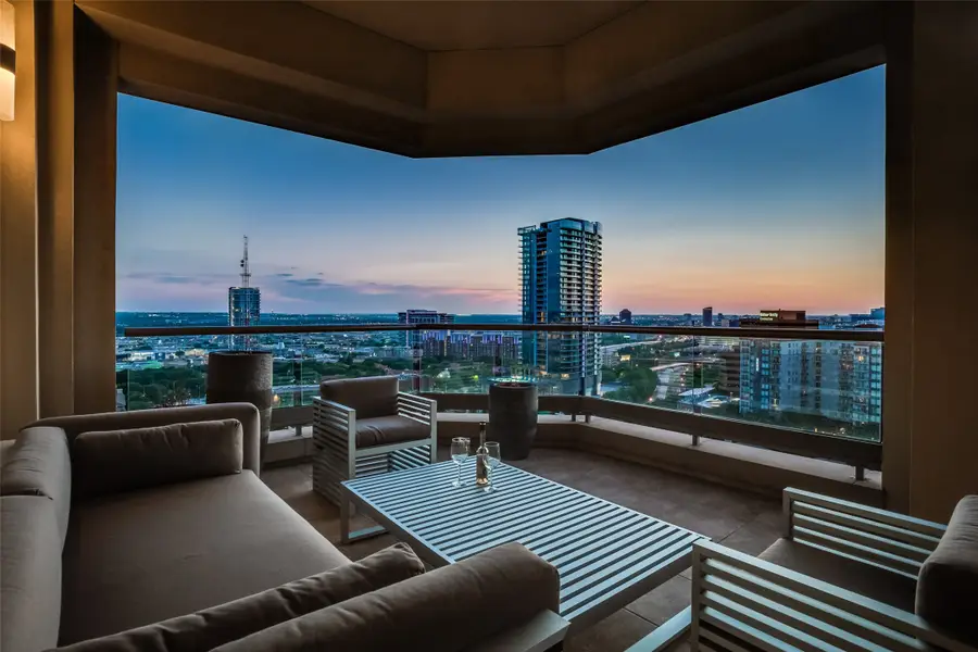 2300 Wolf Street #14C, Dallas, TX 75201 - #2