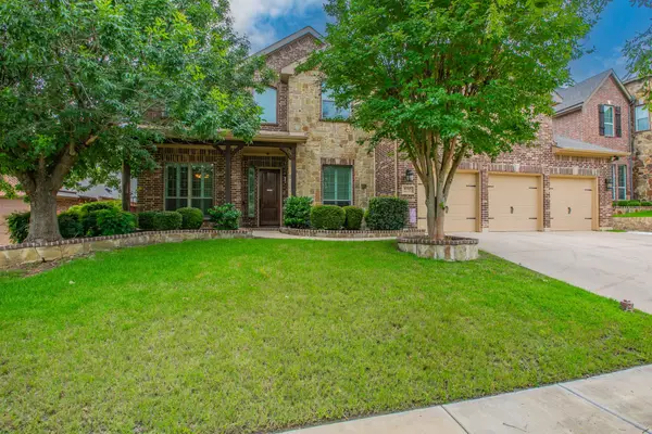 9705 Bowman Drive, Fort Worth, TX 76244