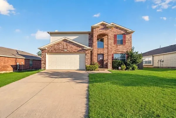 1318 Gilday Drive, Arlington, TX 76002
