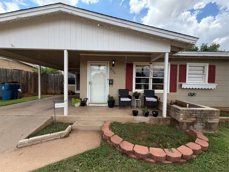 830 San Carlos Street, Sweetwater, TX 79556 - #2