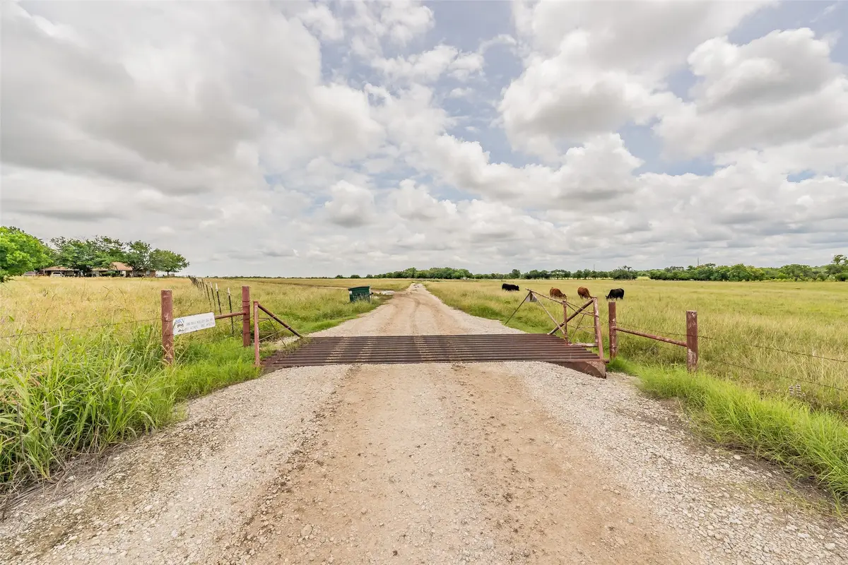 1174 Pioneer Road, New Fairview, TX 76078 - #1