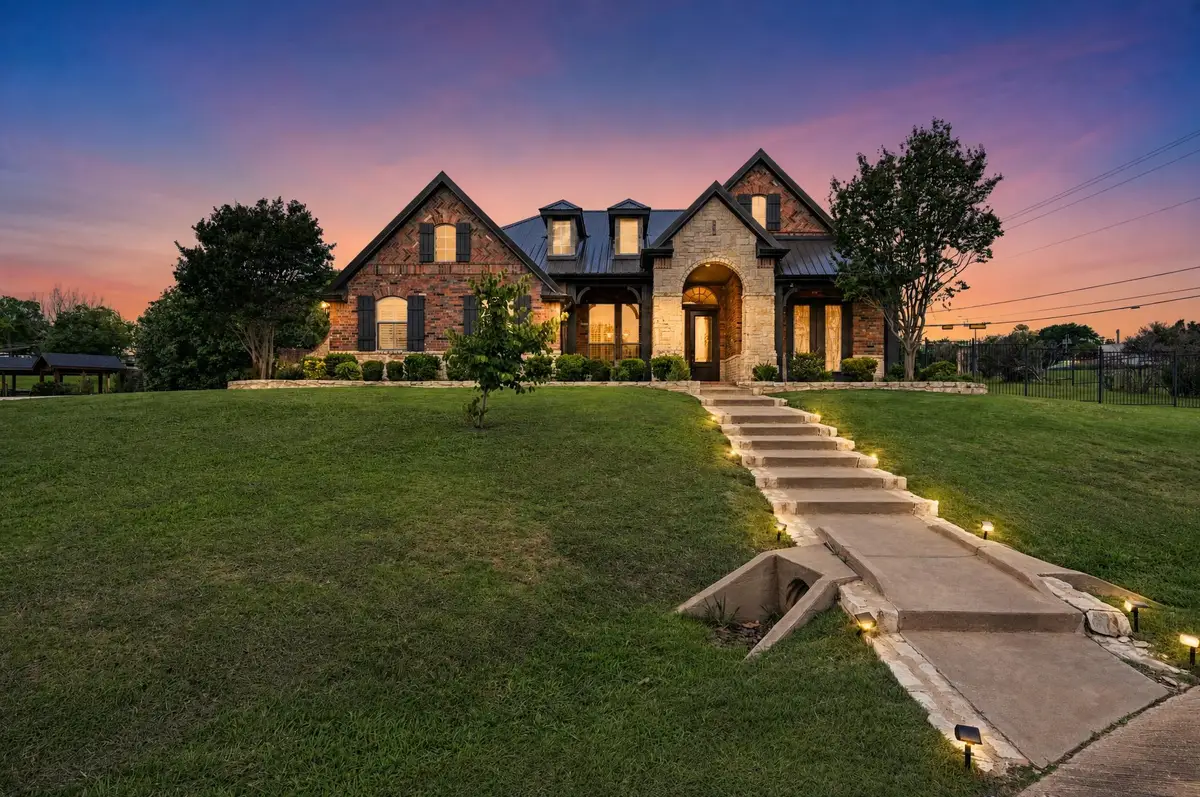 102 W Carruth Lane, Double Oak, TX 75077 - #1