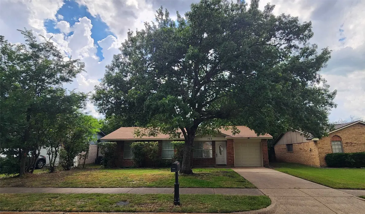 723 Briggs Street, Cedar Hill, TX 75104 - #1