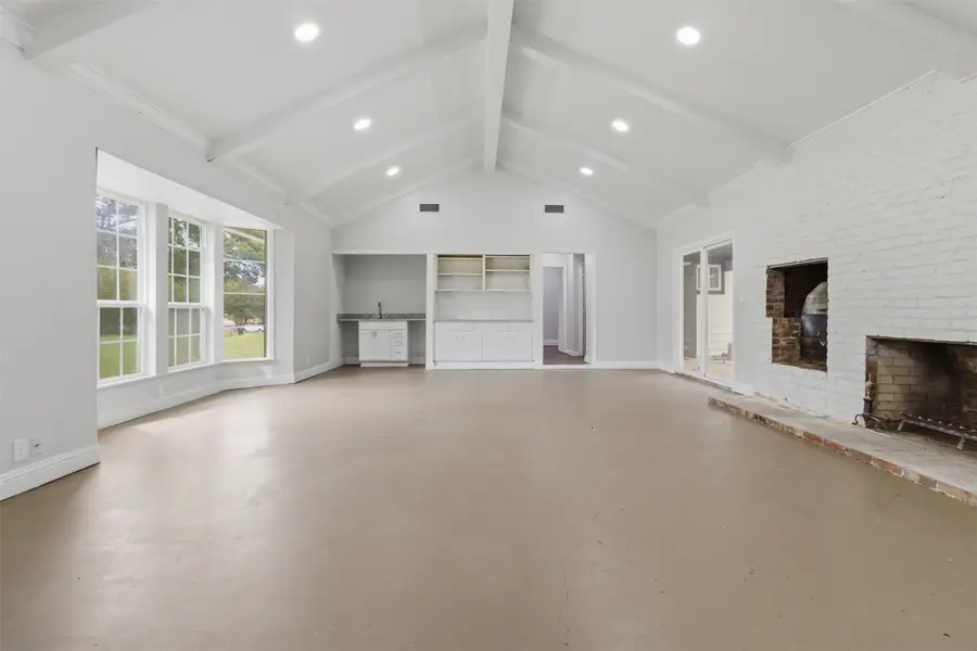 325 Sunset Boulevard, Lufkin, TX 75904 - #2