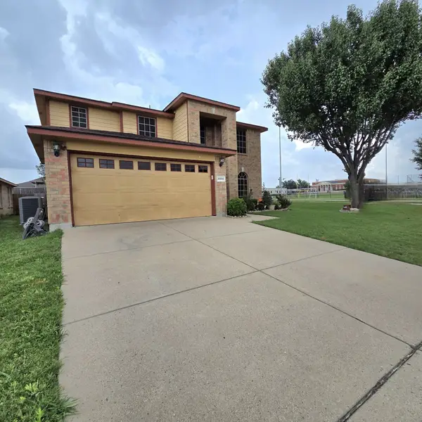 10000 Cougar Trail, Fort Worth, TX 76108