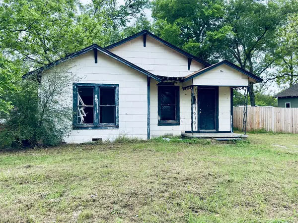 117 Foscue Street, Sulphur Springs, TX 75482
