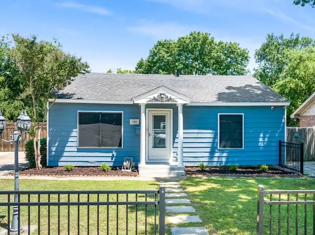 505 Worthway Drive, Grand Prairie, TX 75051 - #2