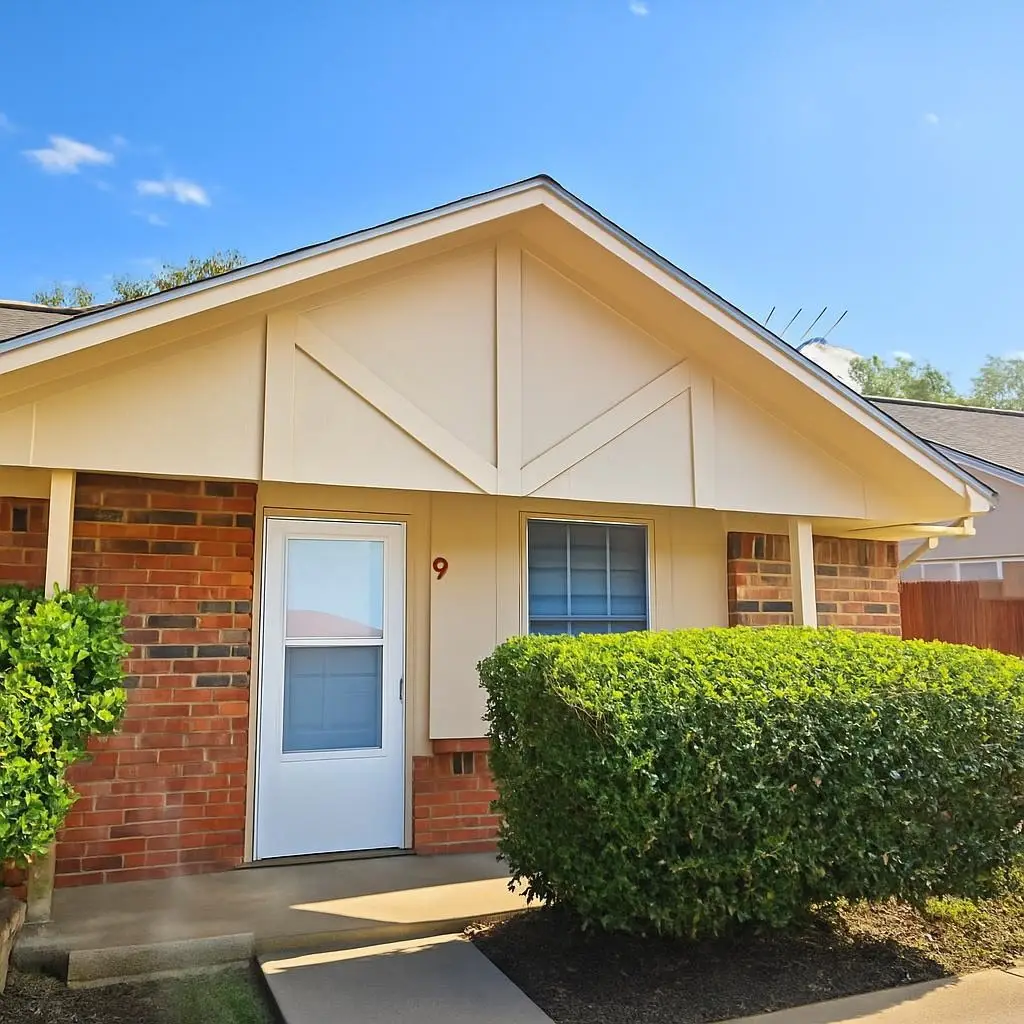 200 Bonnie Bell Lane, Springtown, TX 76082 - #1