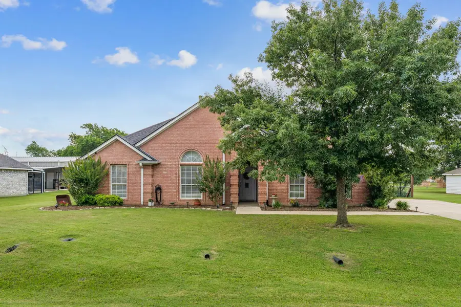 104 N Frederick Street, Ponder, TX 76259 - #2