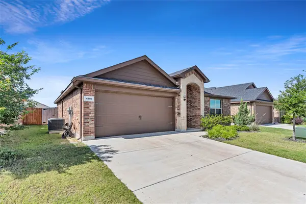 409 Foxhunter Street, Fort Worth, TX 76131