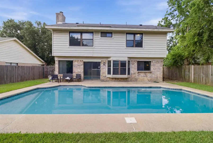 2462 Claremont Drive, Grand Prairie, TX 75052 - #3