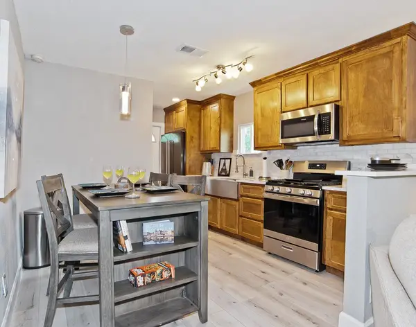 1810 Shaw Street, Dallas, TX 75212