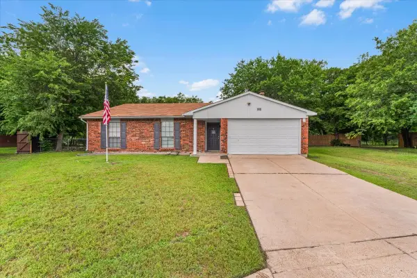 5817 Sidewinder Trail, Fort Worth, TX 76131
