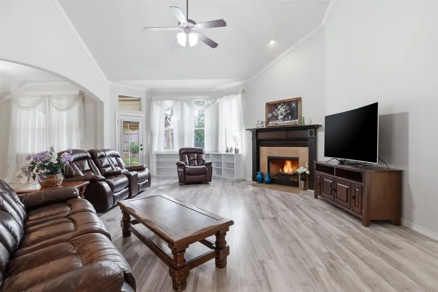 410 Charlie Way, Weatherford, TX 76087 - #2
