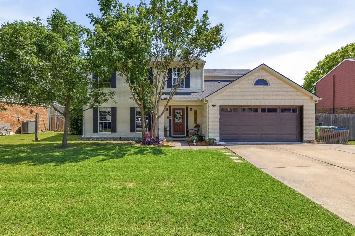 1229 Oxford Lane, Grapevine, TX 76051 - #1