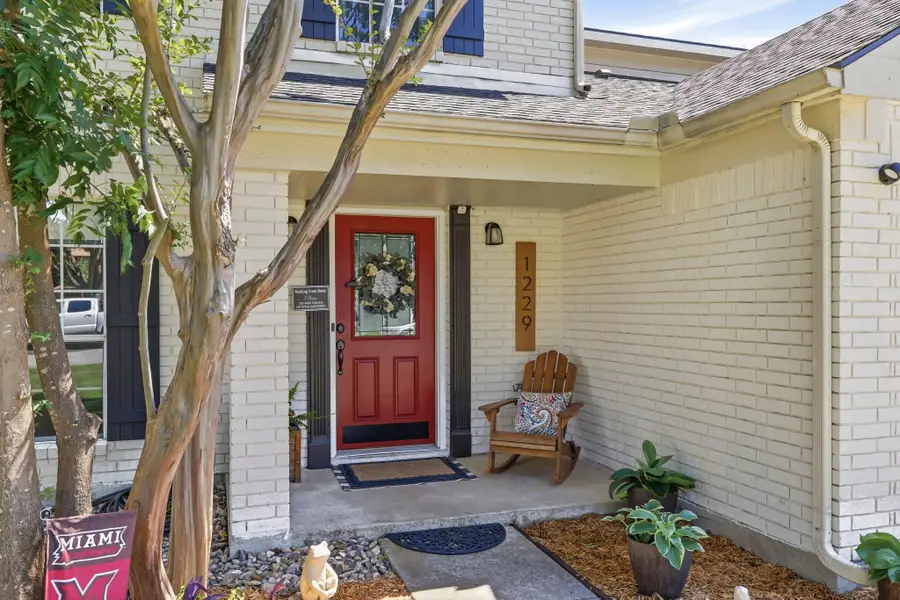 1229 Oxford Lane, Grapevine, TX 76051 - #2