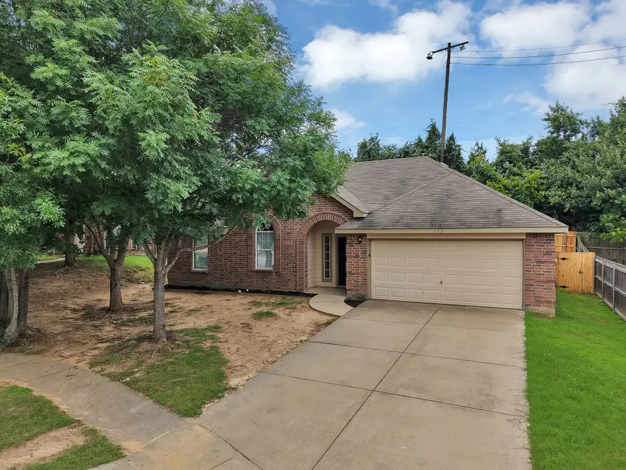 132 Parkwood Court, Azle, TX 76020 - #2