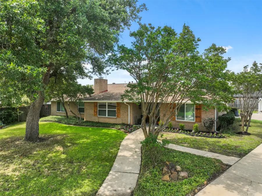 2713 Clearmeadow Court, Bedford, TX 76021 - #3