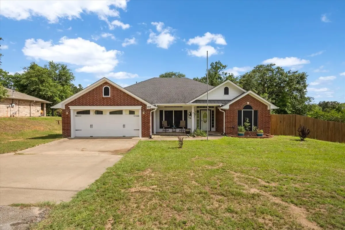 809 Jack Drive, Lindale, TX 75771 - #1