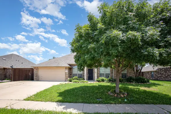 103 Haymeadow Drive, Crandall, TX 75114