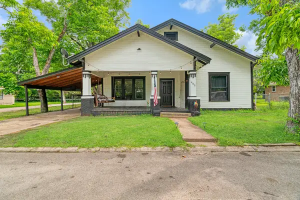 403 Monroe, Deport, TX 75434