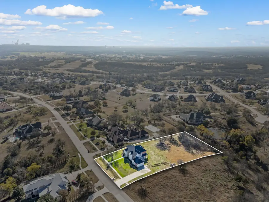 828 Mallard Pointe Drive, Grand Prairie, TX 75104 - #3