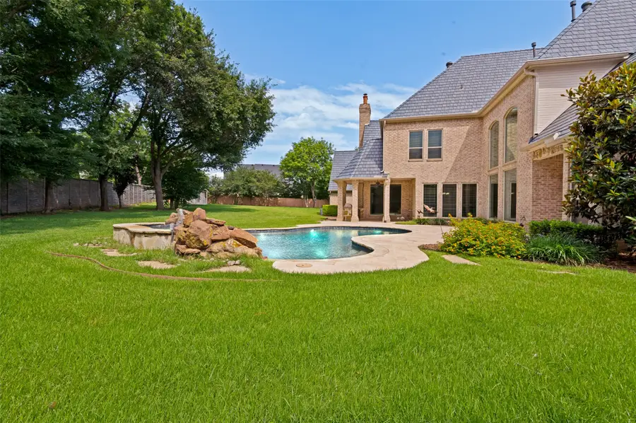 5511 Clermont Court, Colleyville, TX 76034 - #3