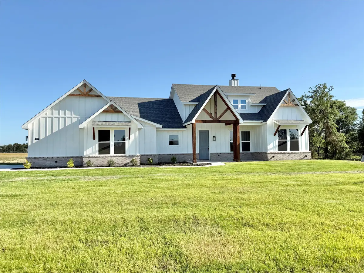 2000 Collin Street, Weatherford, TX 76085 - #1
