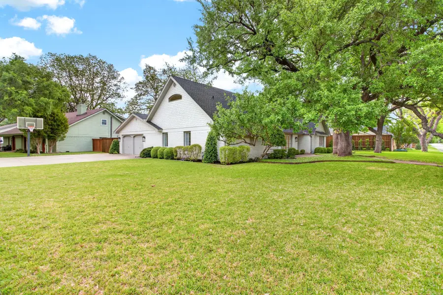 3013 Overton Park Drive E, Fort Worth, TX 76109 - #3