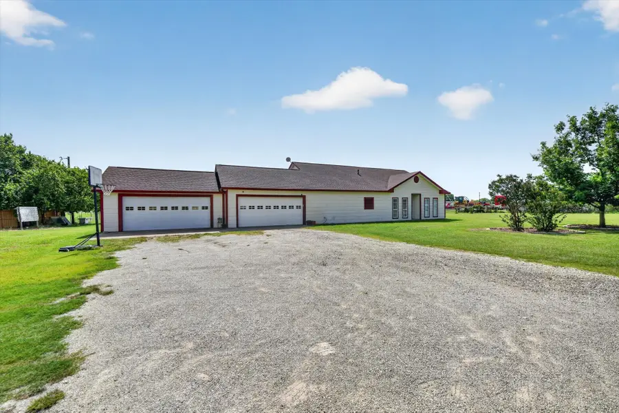 1958 Crockett Street, Sanger, TX 76266 - #3