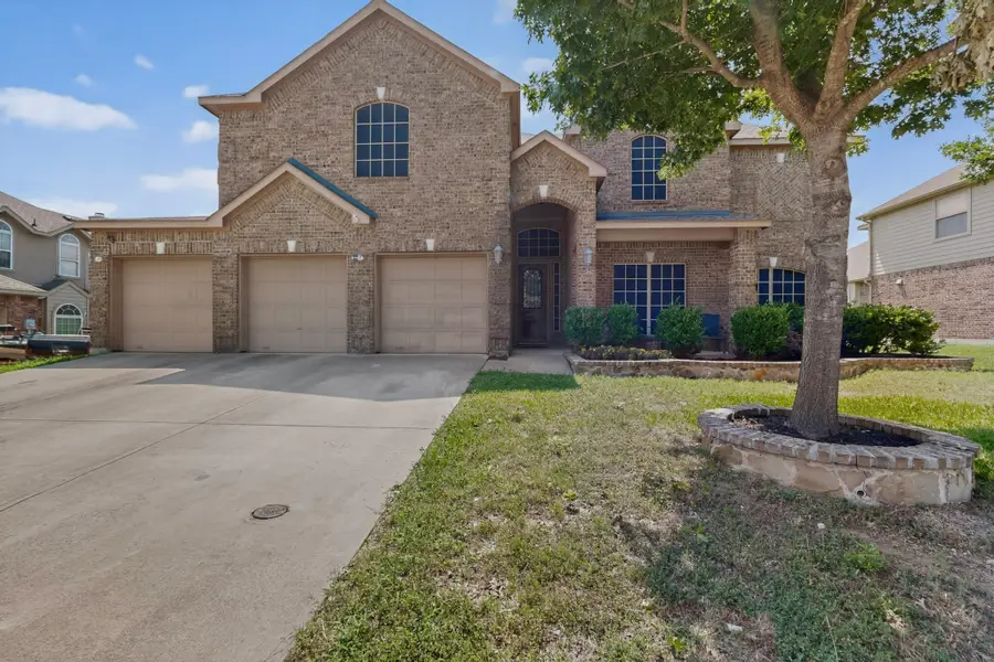 914 Hidden Lakes Drive, Cedar Hill, TX 75104 - #2