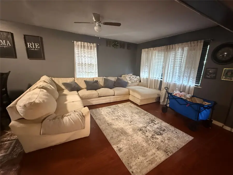 3834 Shelley Boulevard, Dallas, TX 75211 - #2