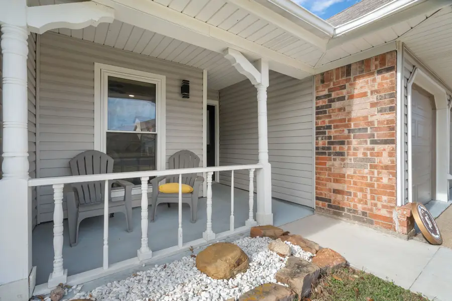 7629 Cedarhill Road, Watauga, TX 76148 - #3
