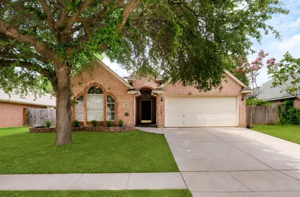 9041 San Joaquin Trail, Fort Worth, TX 76118