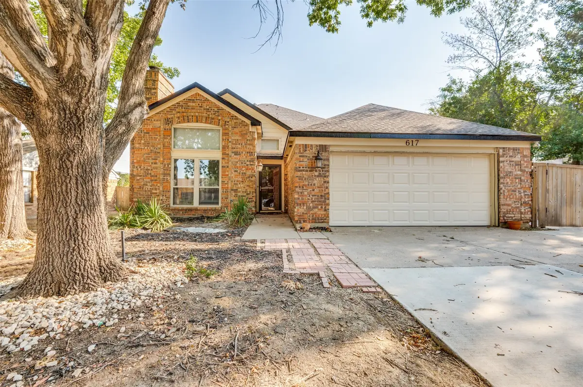 617 Valley Spring Drive, Arlington, TX 76018 - #1