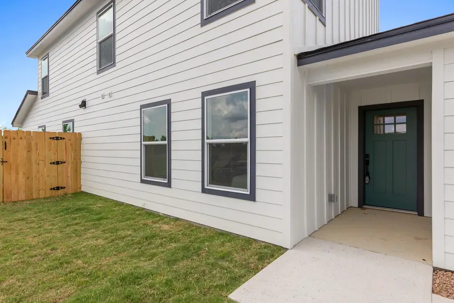 516 Paso Fino Street #101, Robinson, TX 76706 - #2