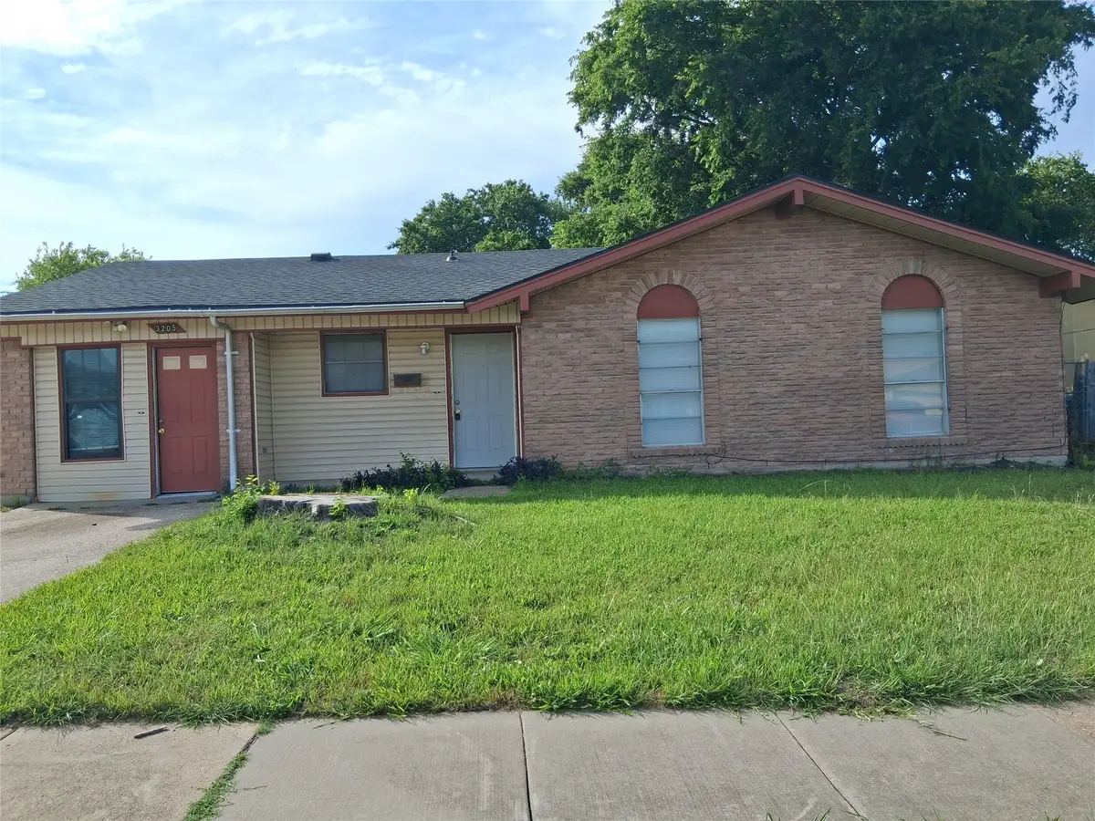 3205 Pacesetter Drive, Dallas, TX 75241 - #1
