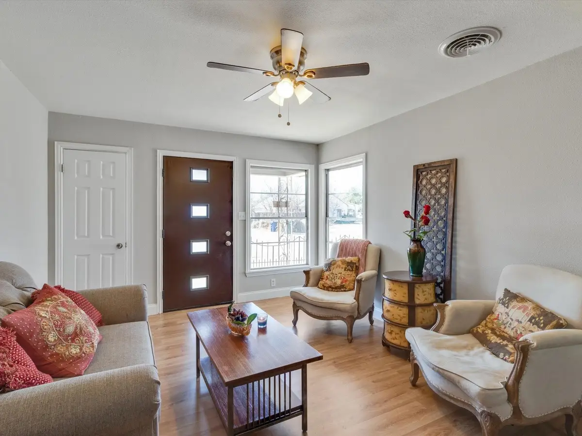801 Pecan Street, Sanger, TX 76266 - #1