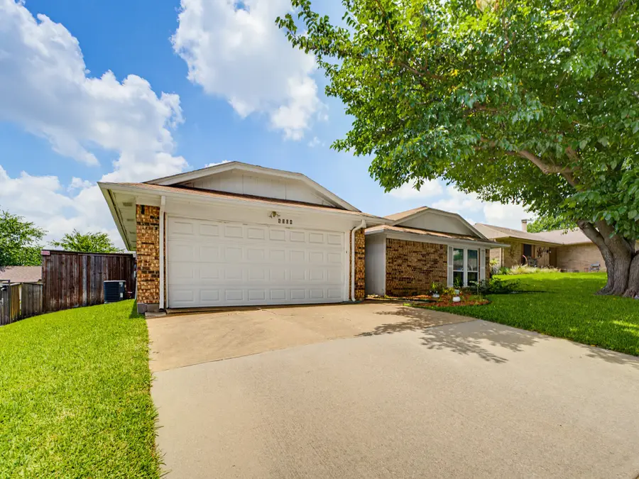 6504 N Park Drive, Watauga, TX 76148 - #2