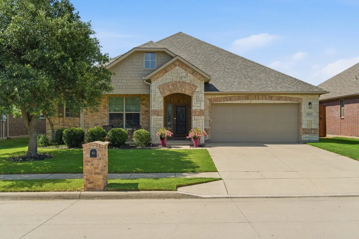 1237 Mesa Crest Drive, Fort Worth, TX 76052 - #1