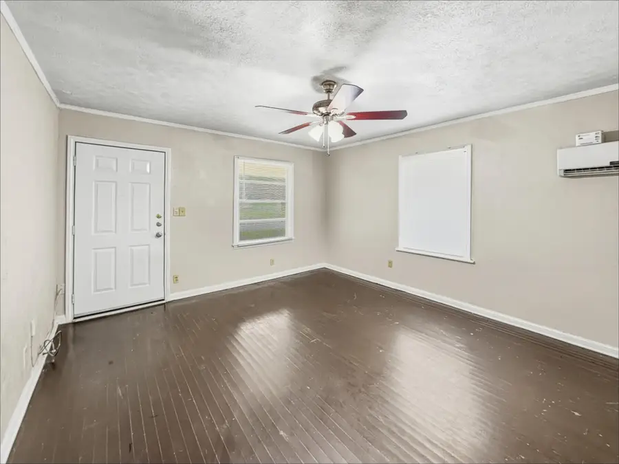 5013 Kessler Road, River Oaks, TX 76114 - #3