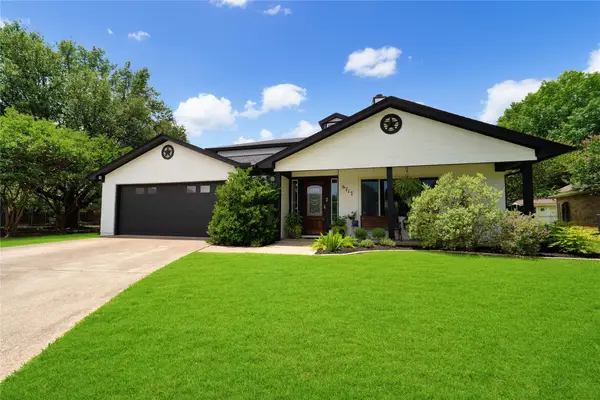6717 Mesa Drive, North Richland Hills, TX 76182