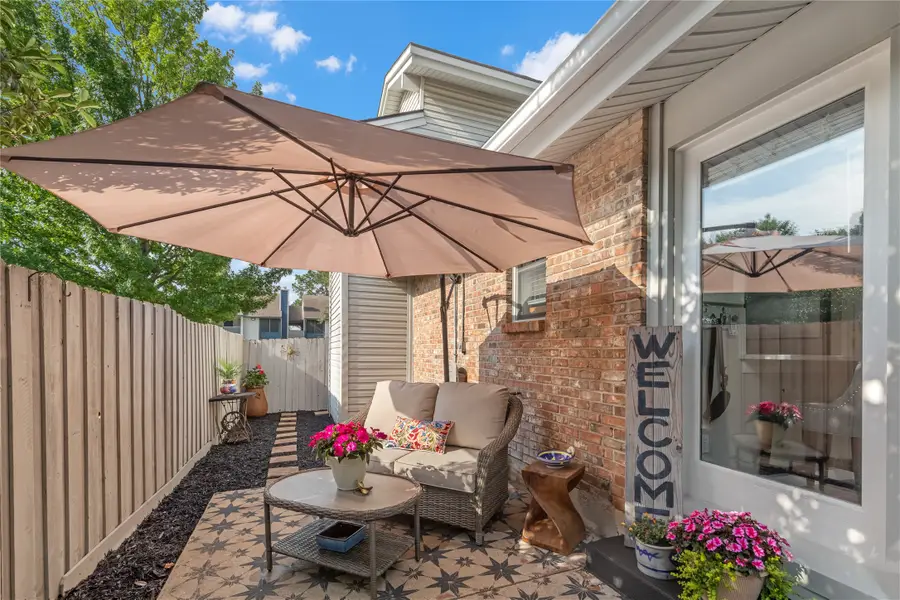 2501 Shady Ridge Drive, Bedford, TX 76021 - #2