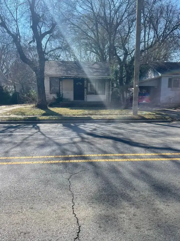3537 Lakeshore Drive, Shreveport, LA 71109