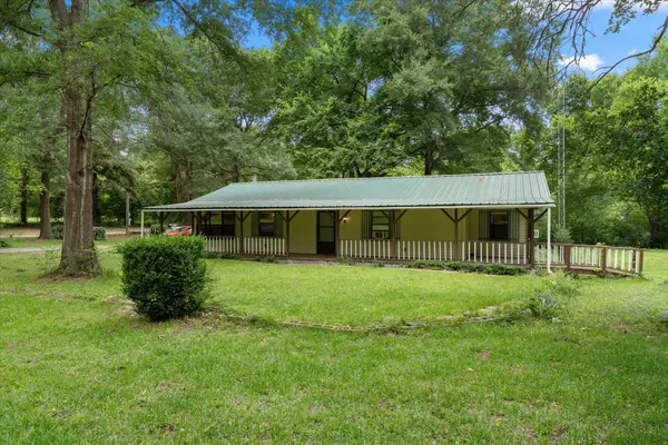 18459 Fm 16 E, Winona, TX 75792
