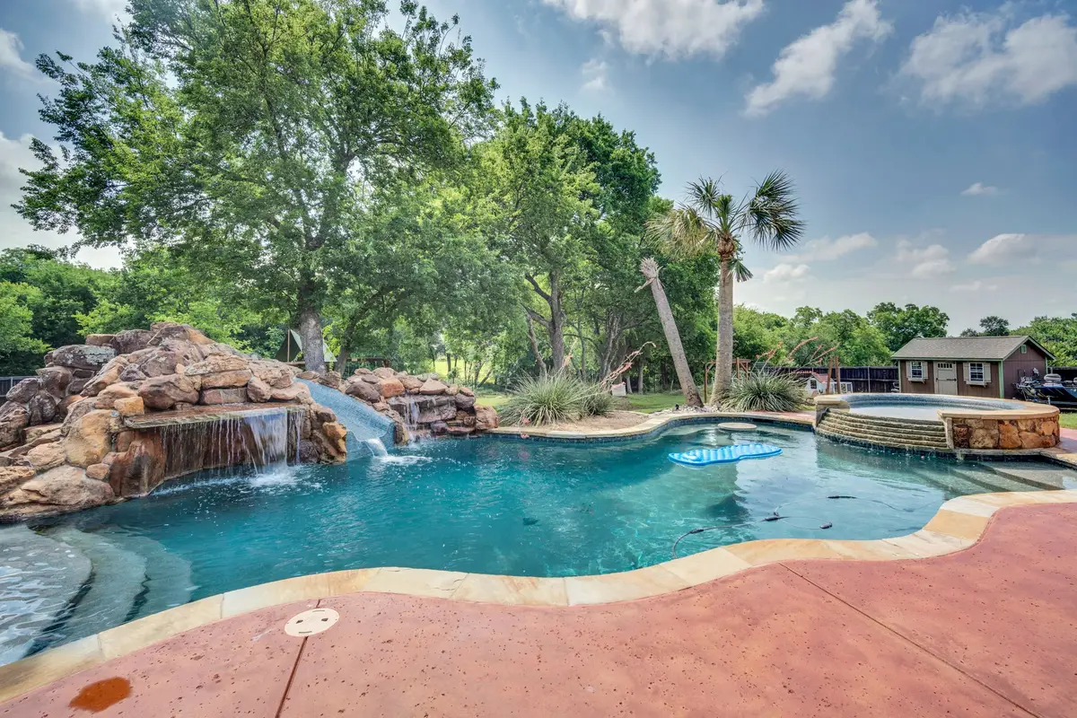 6450 Caliche Circle, Midlothian, TX 76065 - #1