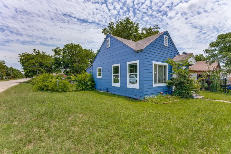 3801 Ryan Avenue, Fort Worth, TX 76110 - #2
