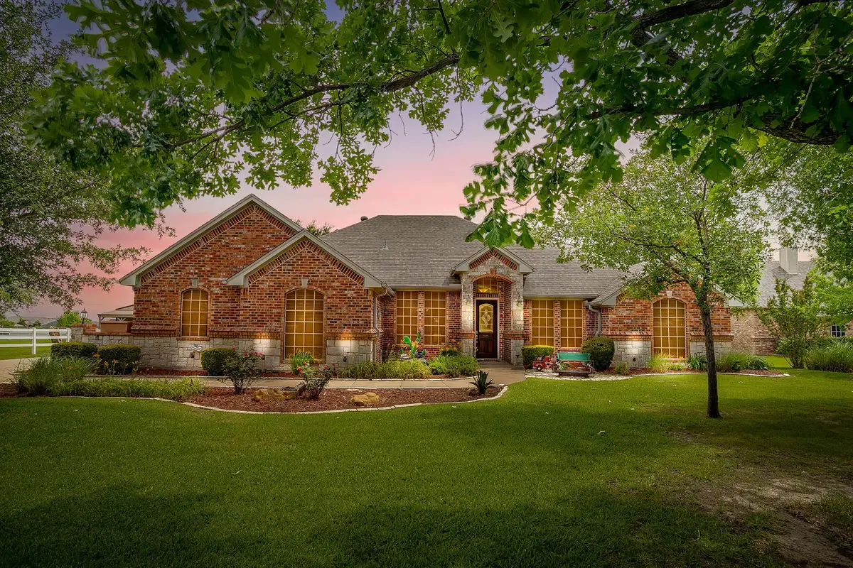 709 Lonesome Prairie Trail, Haslet, TX 76052 - #1