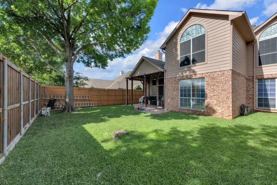 4622 Devonshire Drive, Grand Prairie, TX 75052 - #2